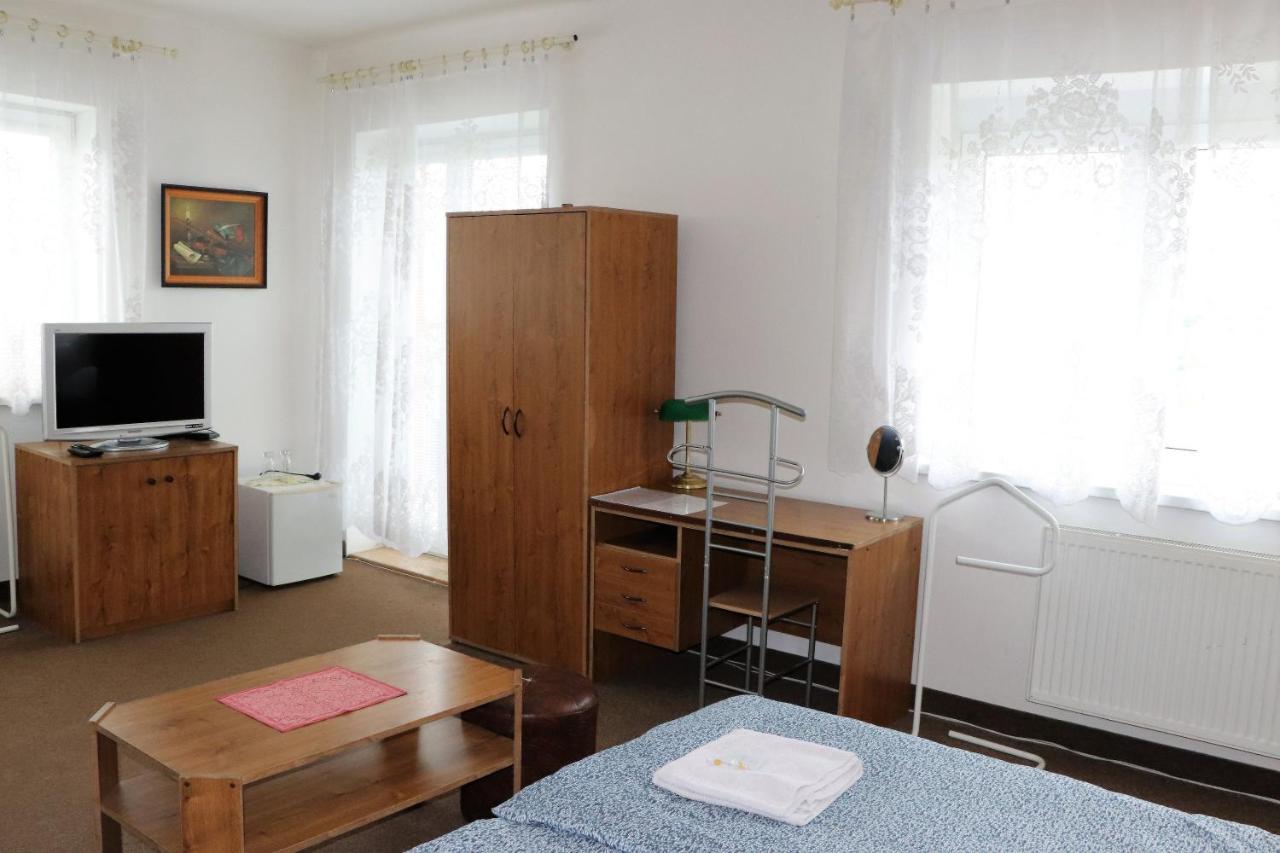 Penzion Bezděkov Rakovník Exterior foto